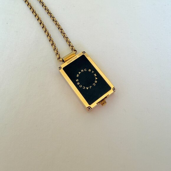 Marc By Marc Jacobs Gold Chain Watch Pendant - Picture 2 of 15